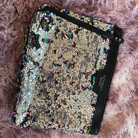 *NEW* Victorias Secret Sequin Pouch - Picture 3 of 5